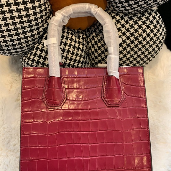 NWT MICHAEL KORS MERCER STUDIO EMBOSSED LEATHER CROSSOVER TOTE BAG - Picture 2 of 9